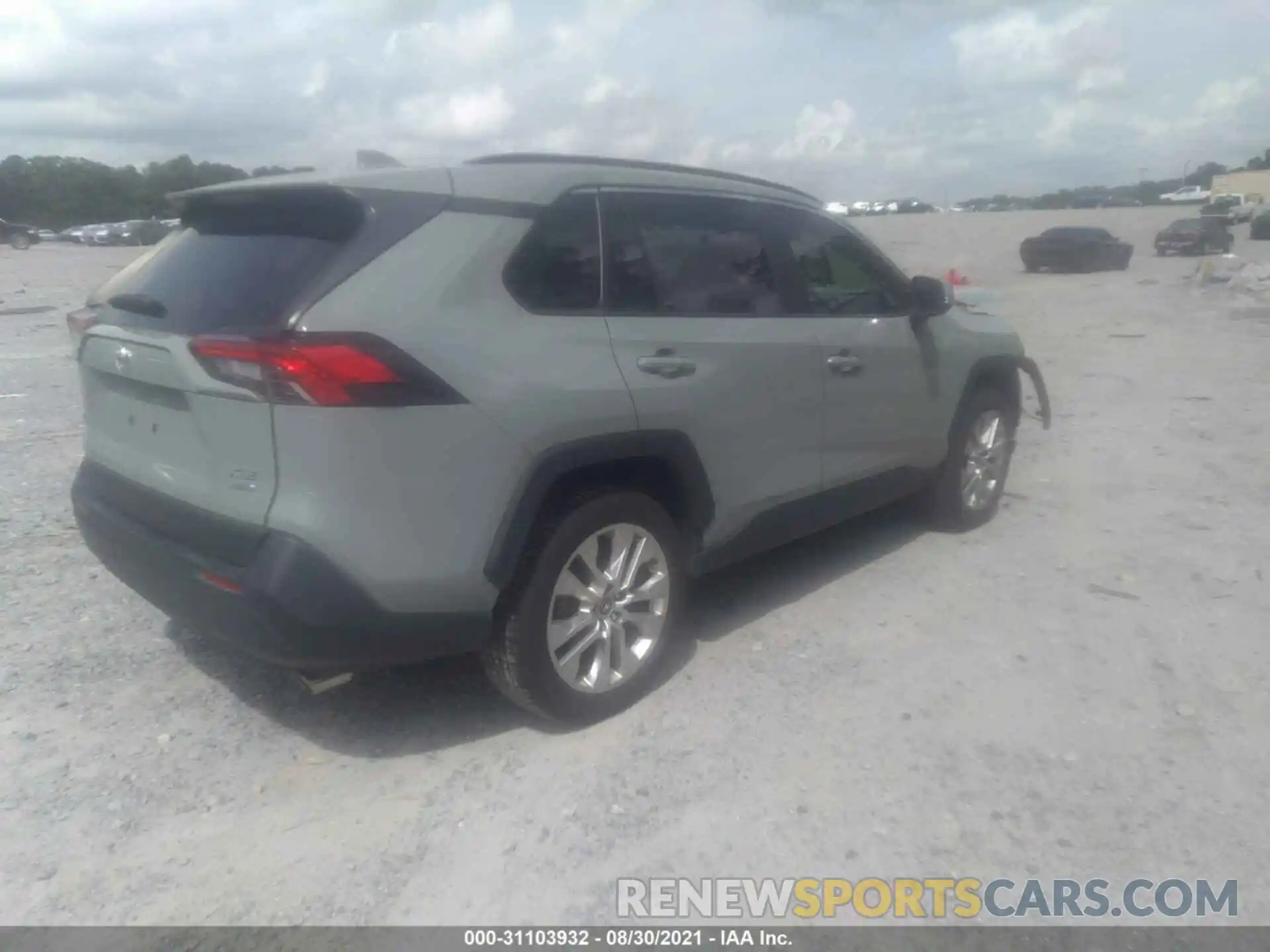 4 Photograph of a damaged car JTMA1RFV6KD026154 TOYOTA RAV4 2019