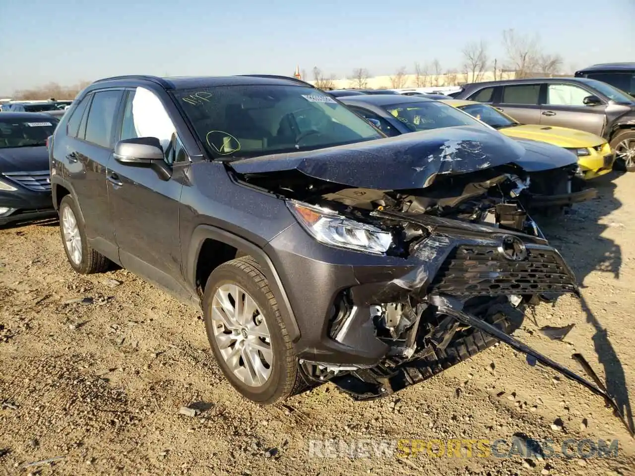 1 Photograph of a damaged car JTMA1RFV6KD029989 TOYOTA RAV4 2019