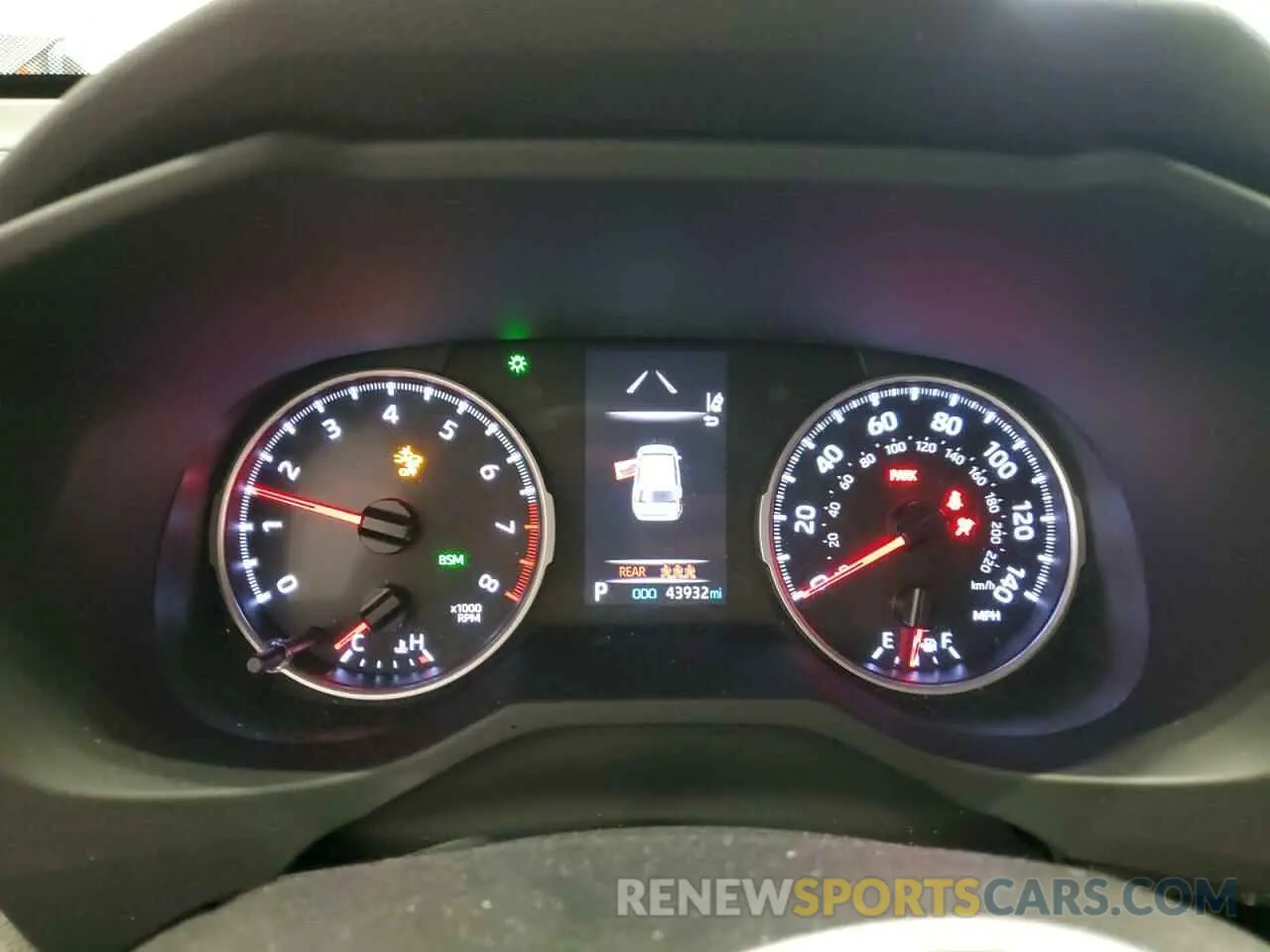 9 Photograph of a damaged car JTMA1RFV6KD043827 TOYOTA RAV4 2019