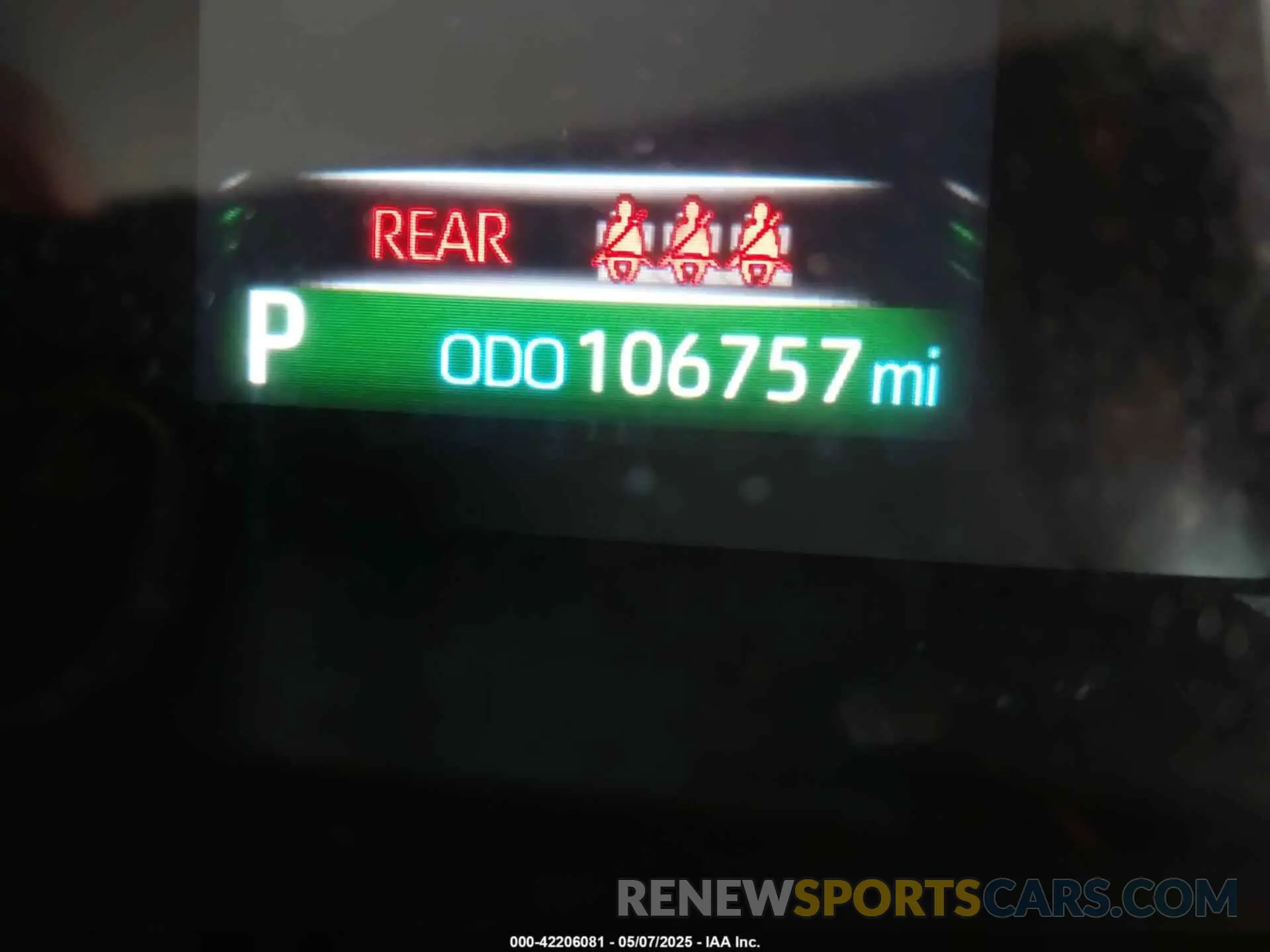 15 Photograph of a damaged car JTMA1RFV6KJ023627 TOYOTA RAV4 2019