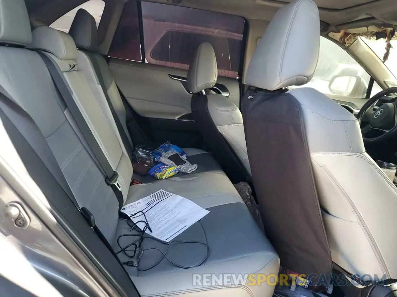 11 Photograph of a damaged car JTMA1RFV7KD028589 TOYOTA RAV4 2019