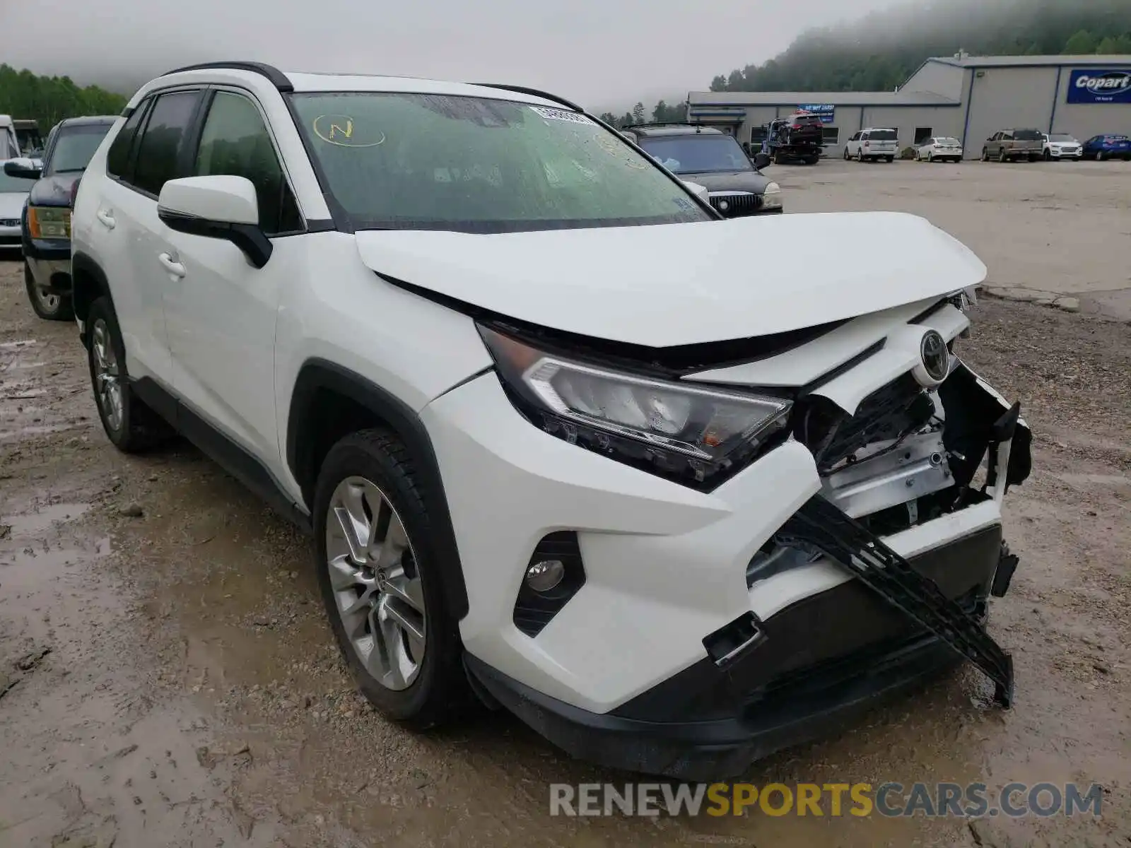 1 Photograph of a damaged car JTMA1RFV7KD046266 TOYOTA RAV4 2019