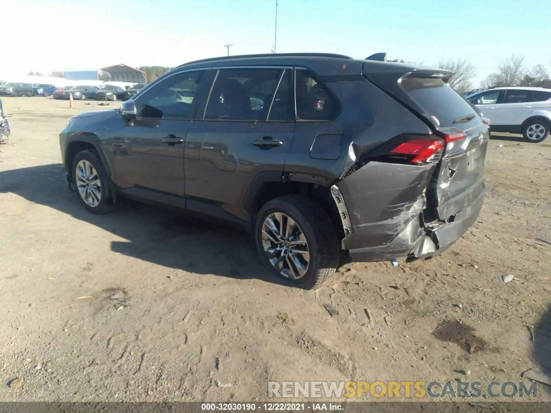 3 Photograph of a damaged car JTMA1RFV7KD514089 TOYOTA RAV4 2019