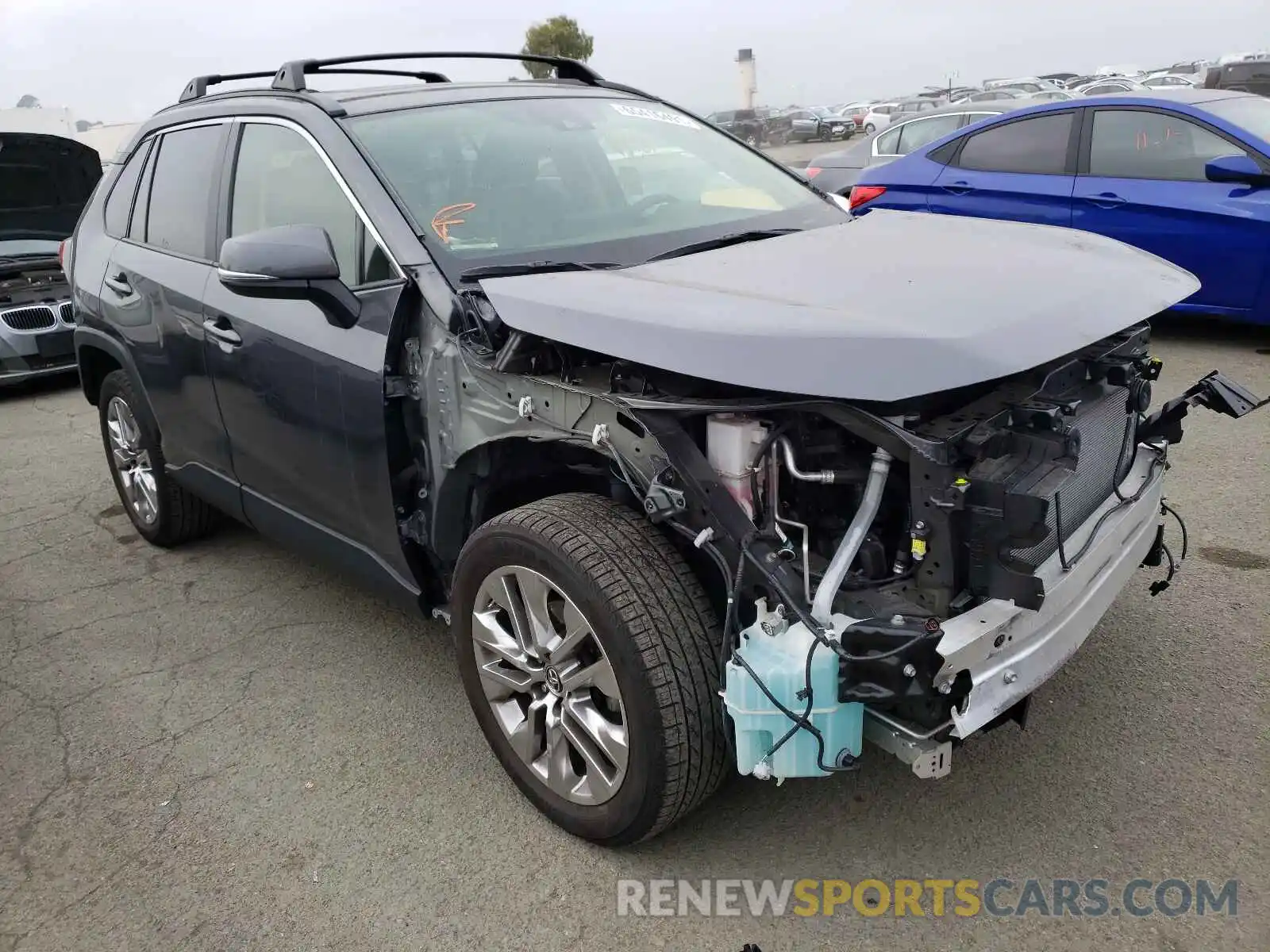 1 Photograph of a damaged car JTMA1RFV8KD003667 TOYOTA RAV4 2019