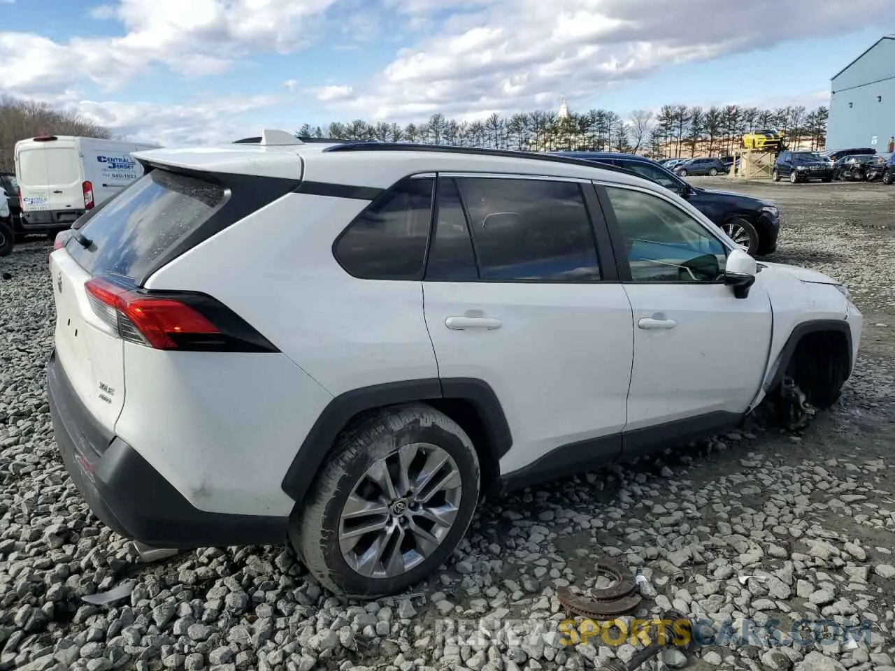 3 Photograph of a damaged car JTMA1RFV8KD045157 TOYOTA RAV4 2019
