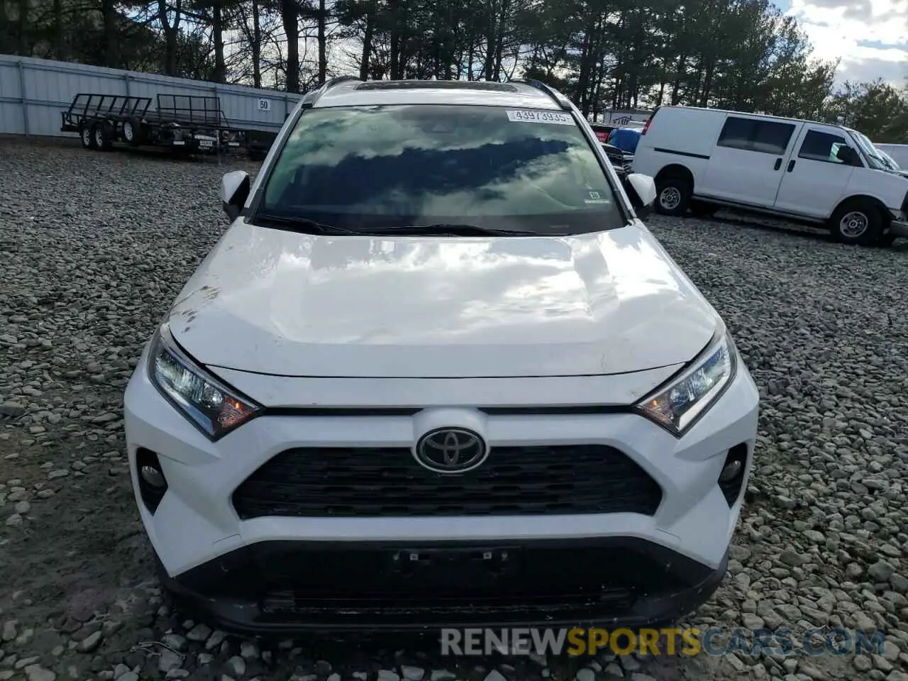 5 Photograph of a damaged car JTMA1RFV8KD045157 TOYOTA RAV4 2019