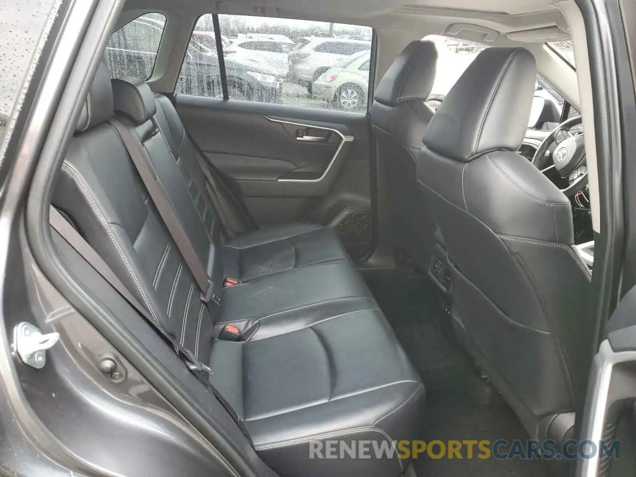 11 Photograph of a damaged car JTMA1RFV8KD510259 TOYOTA RAV4 2019
