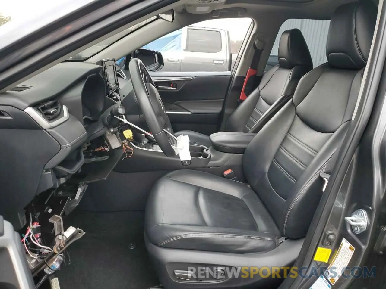 7 Photograph of a damaged car JTMA1RFV8KD510259 TOYOTA RAV4 2019