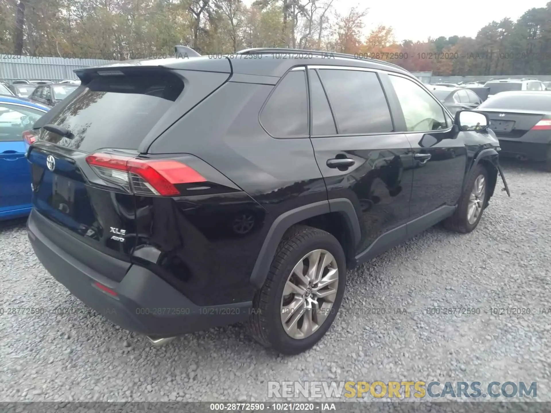 4 Photograph of a damaged car JTMA1RFV9KD045166 TOYOTA RAV4 2019
