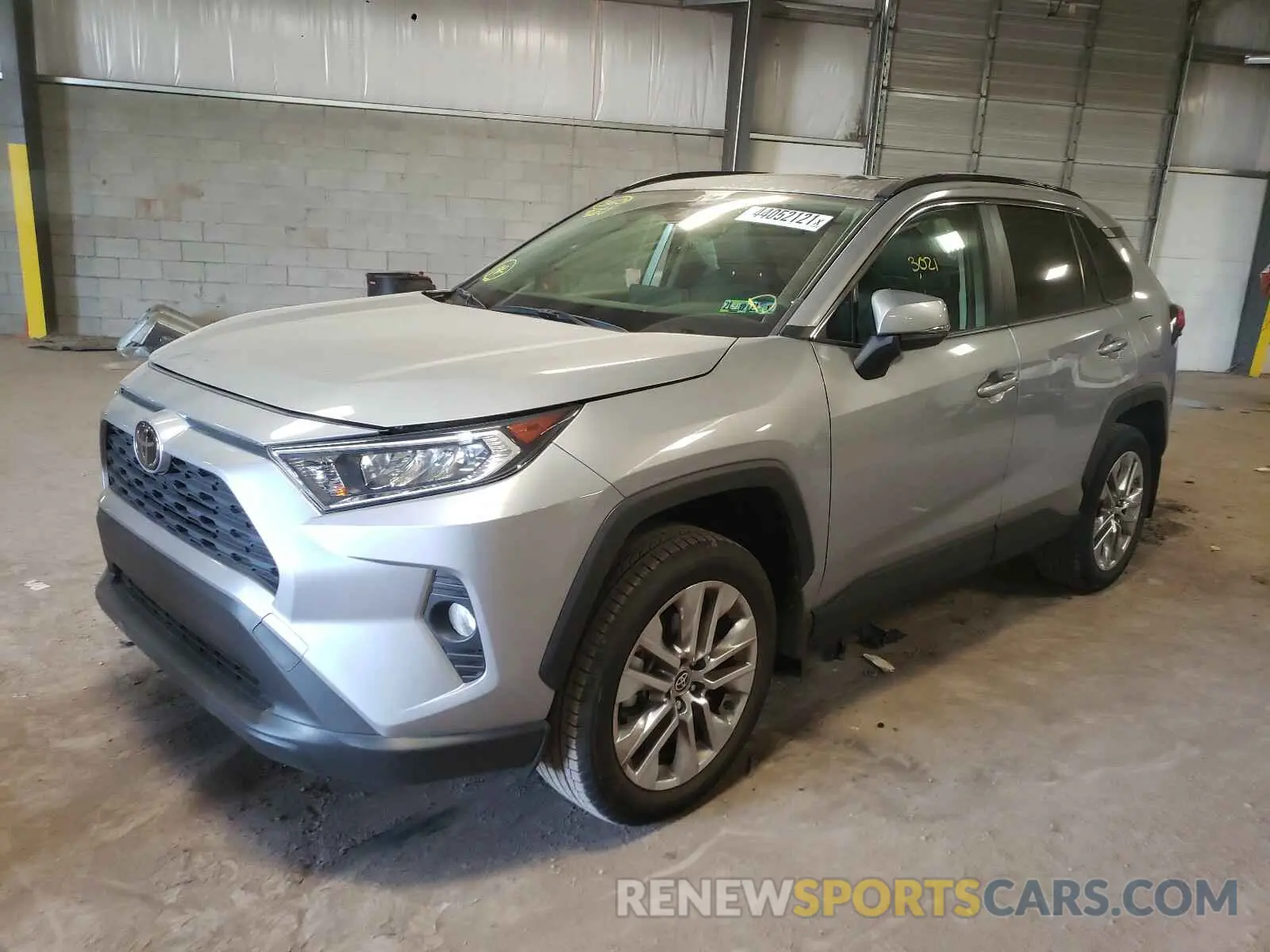 2 Photograph of a damaged car JTMA1RFV9KD046933 TOYOTA RAV4 2019
