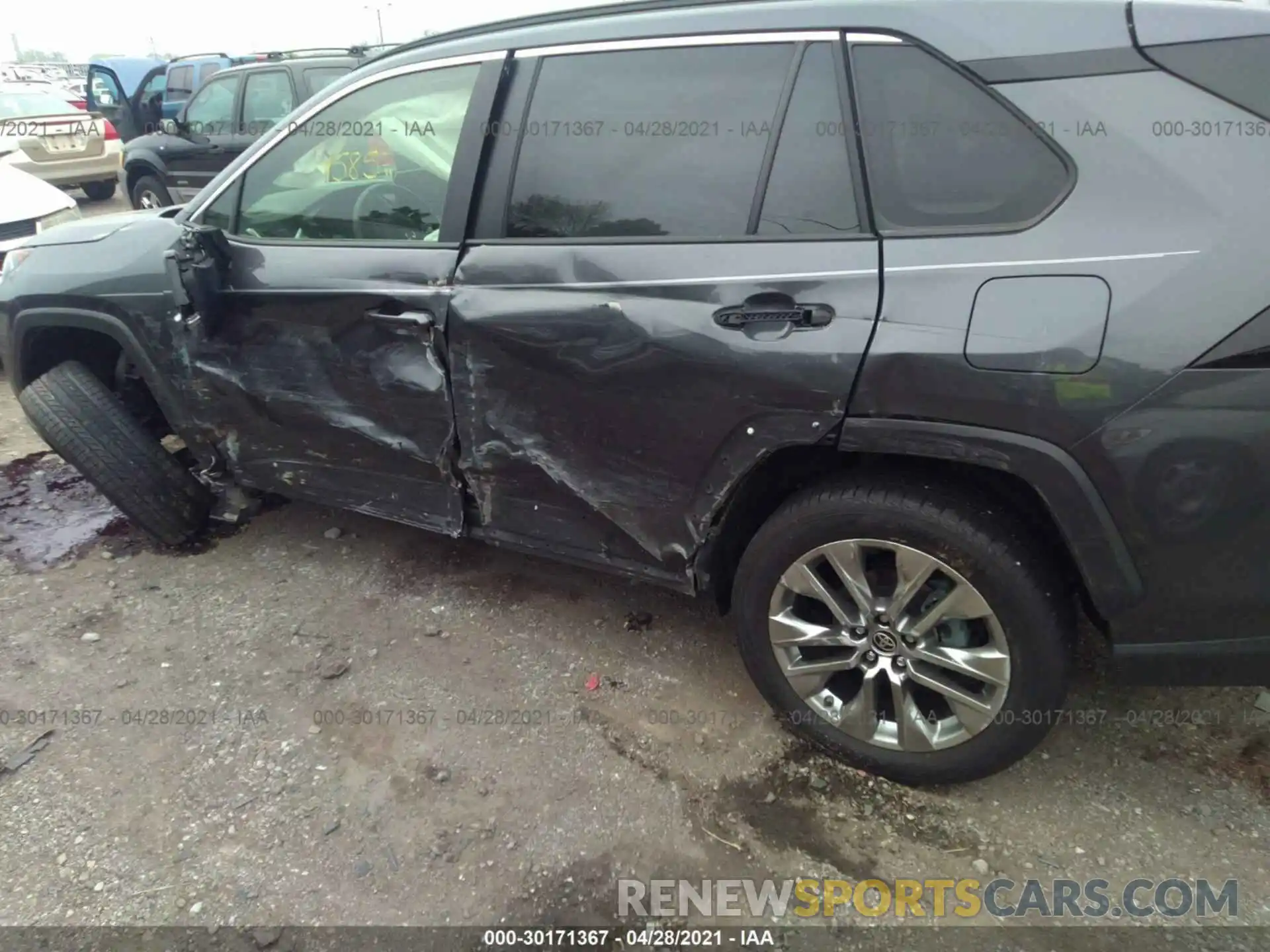 6 Photograph of a damaged car JTMA1RFV9KD047211 TOYOTA RAV4 2019