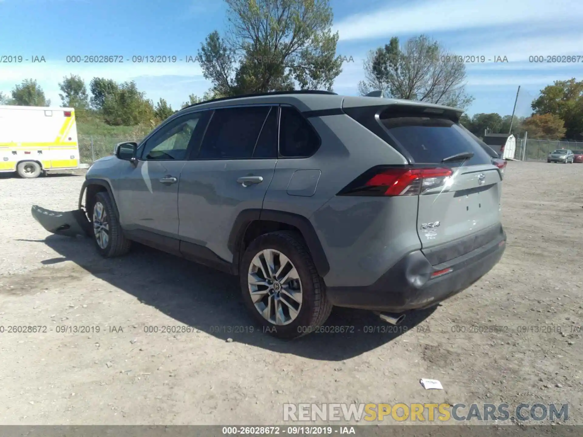 3 Photograph of a damaged car JTMA1RFV9KJ006725 TOYOTA RAV4 2019