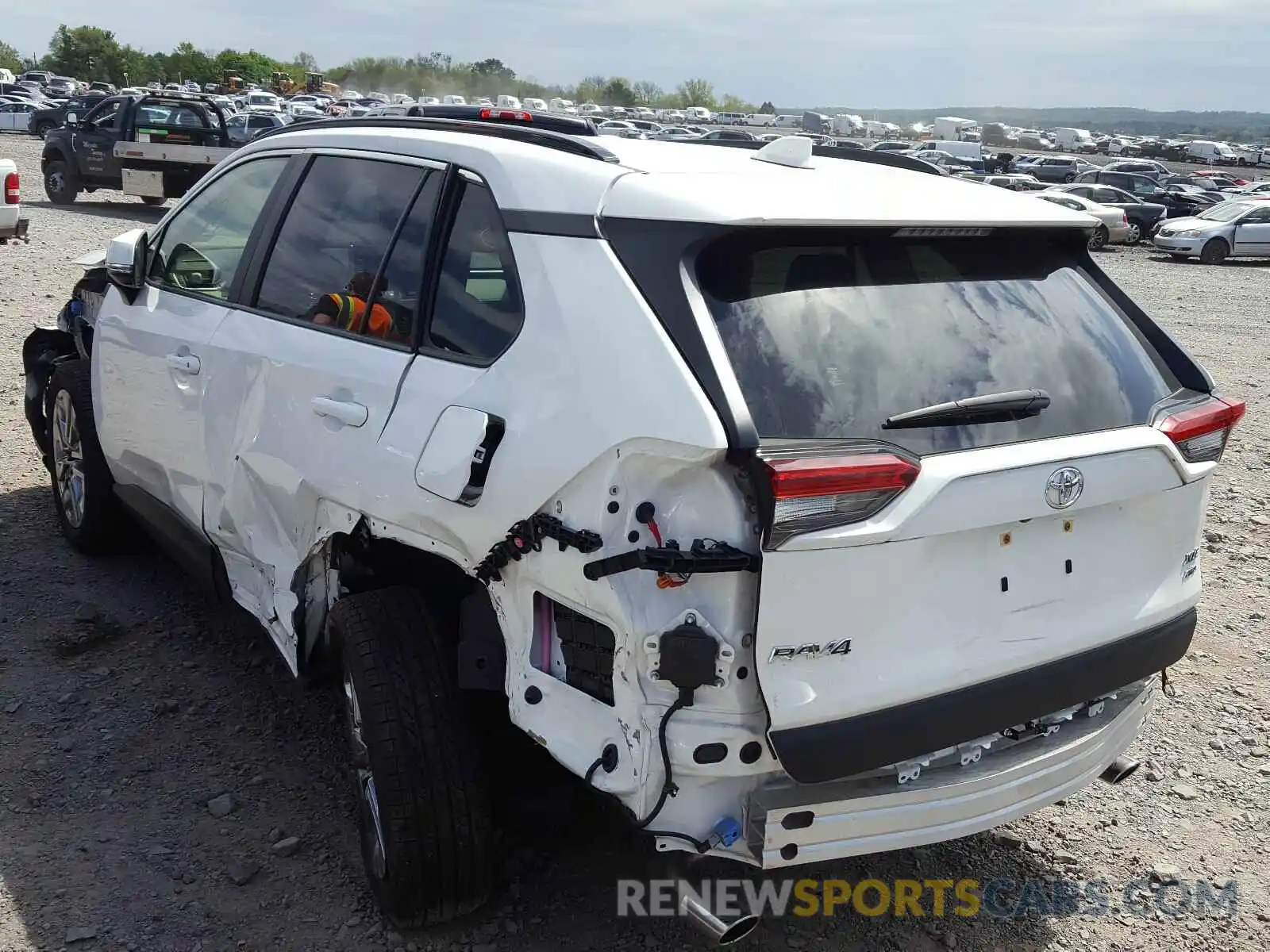 3 Photograph of a damaged car JTMA1RFVXKD005100 TOYOTA RAV4 2019