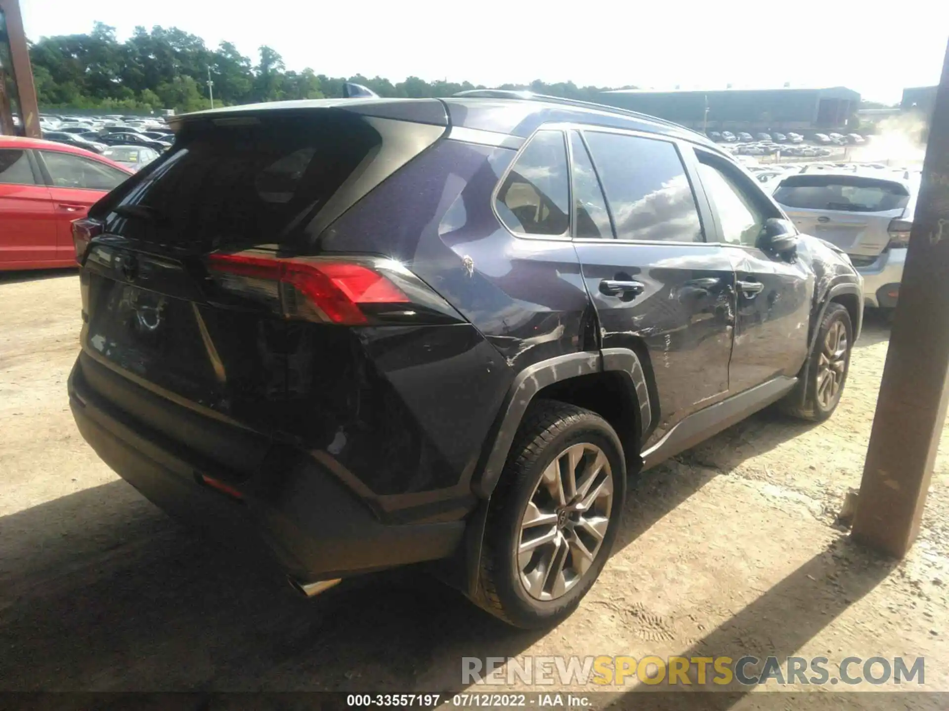 4 Photograph of a damaged car JTMA1RFVXKD011351 TOYOTA RAV4 2019