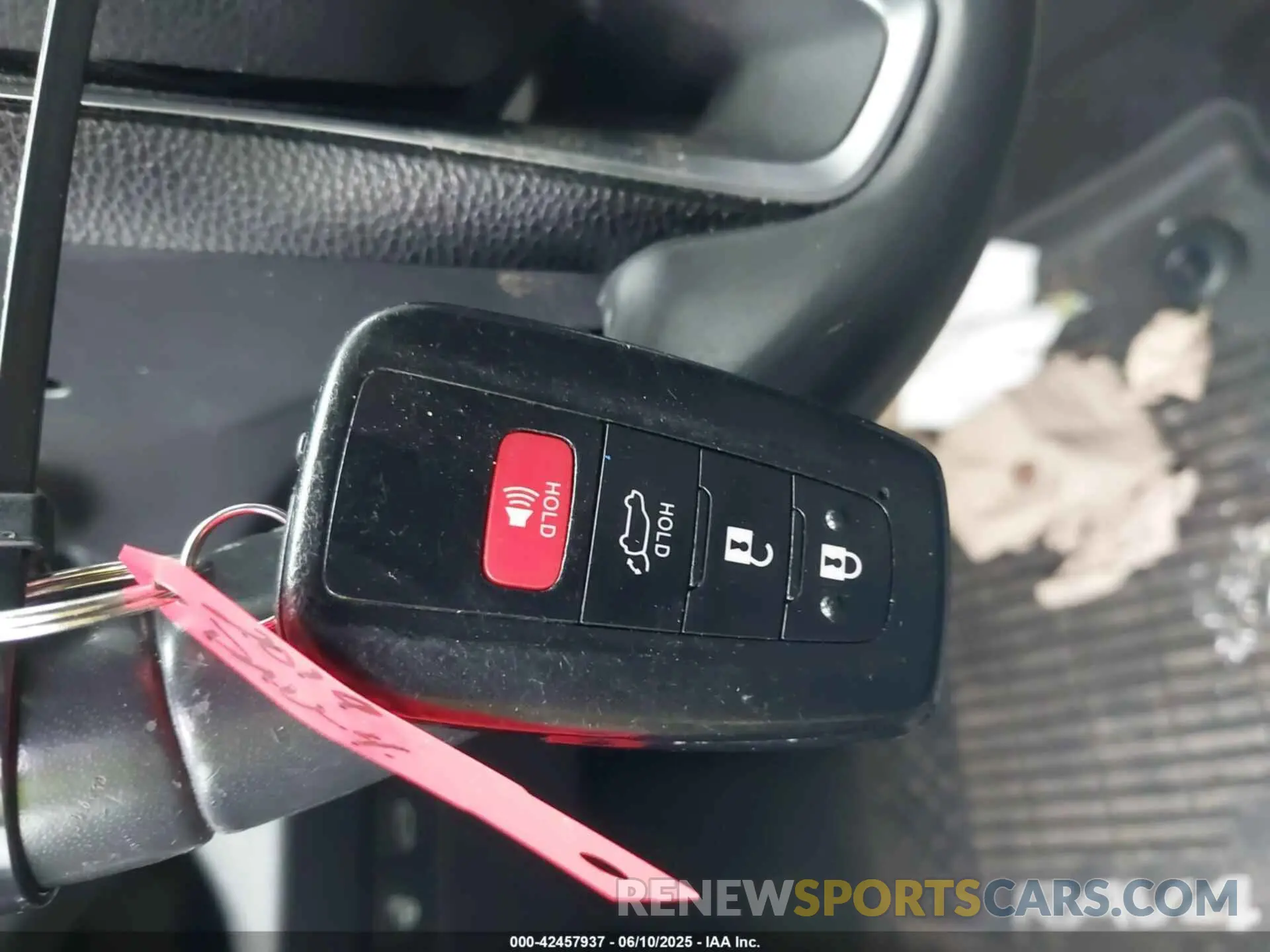 11 Photograph of a damaged car JTMA1RFVXKD515799 TOYOTA RAV4 2019
