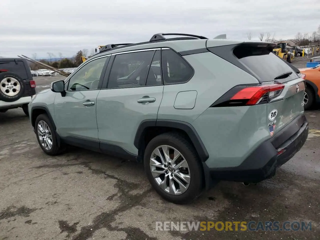2 Photograph of a damaged car JTMA1RFVXKD523644 TOYOTA RAV4 2019