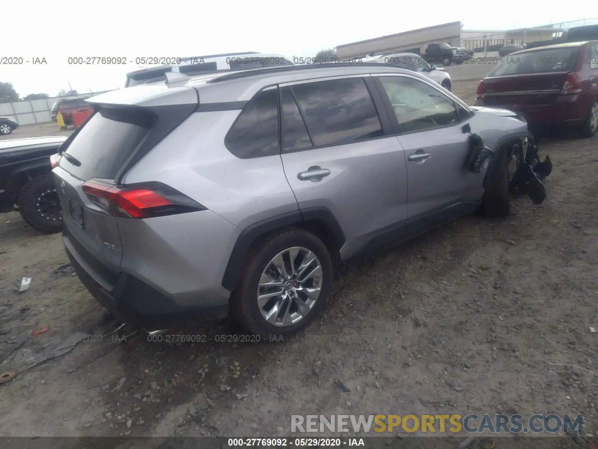 4 Photograph of a damaged car JTMC1RFV0KD020259 TOYOTA RAV4 2019