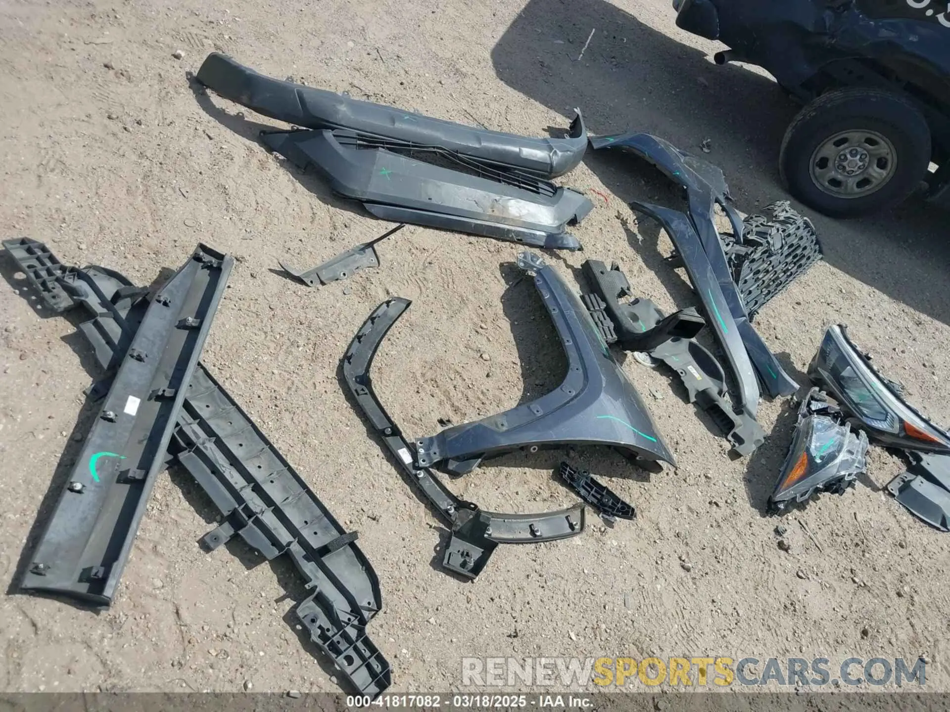 12 Photograph of a damaged car JTMC1RFV0KD515044 TOYOTA RAV4 2019