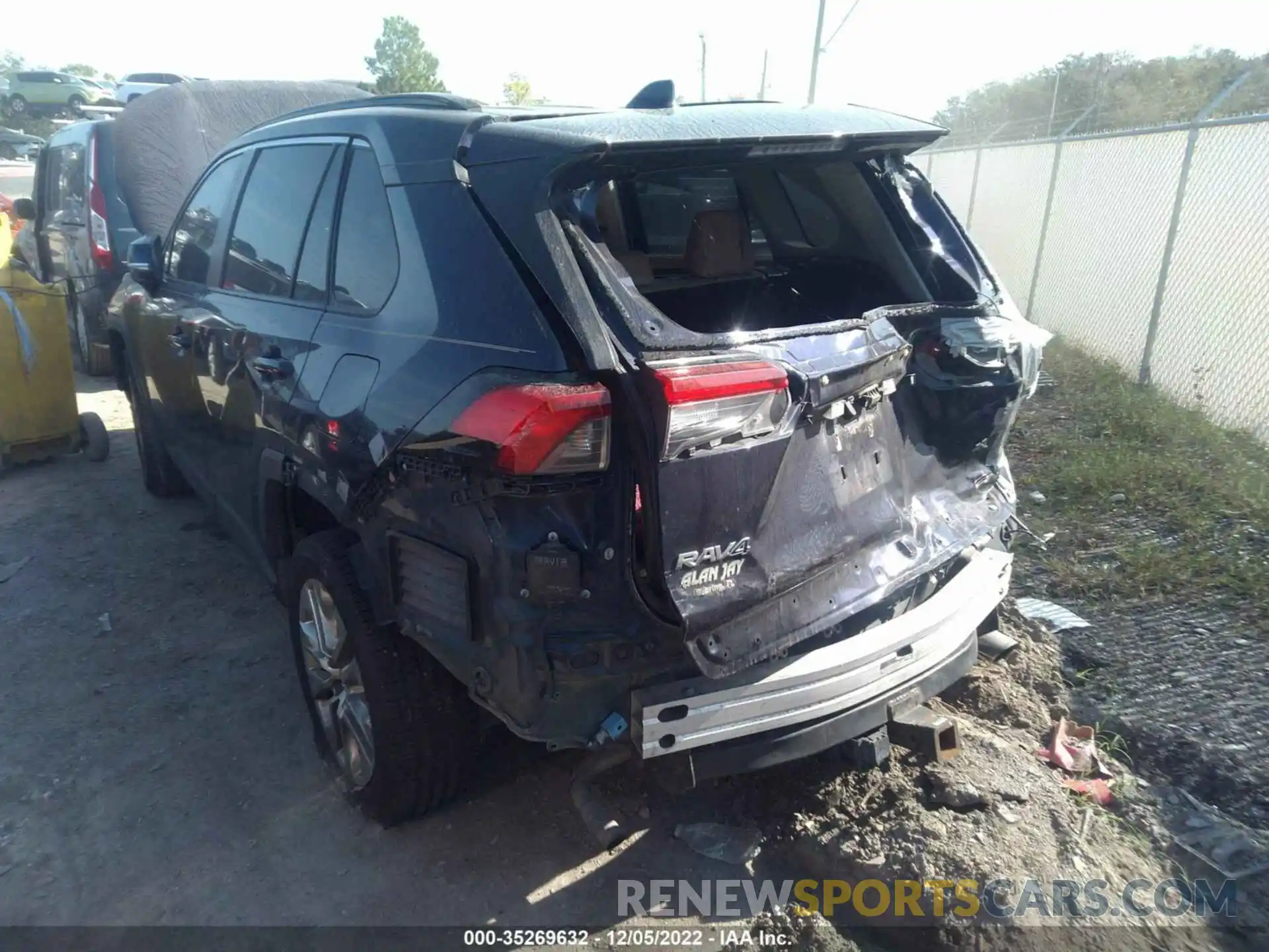 6 Photograph of a damaged car JTMC1RFV0KJ014303 TOYOTA RAV4 2019