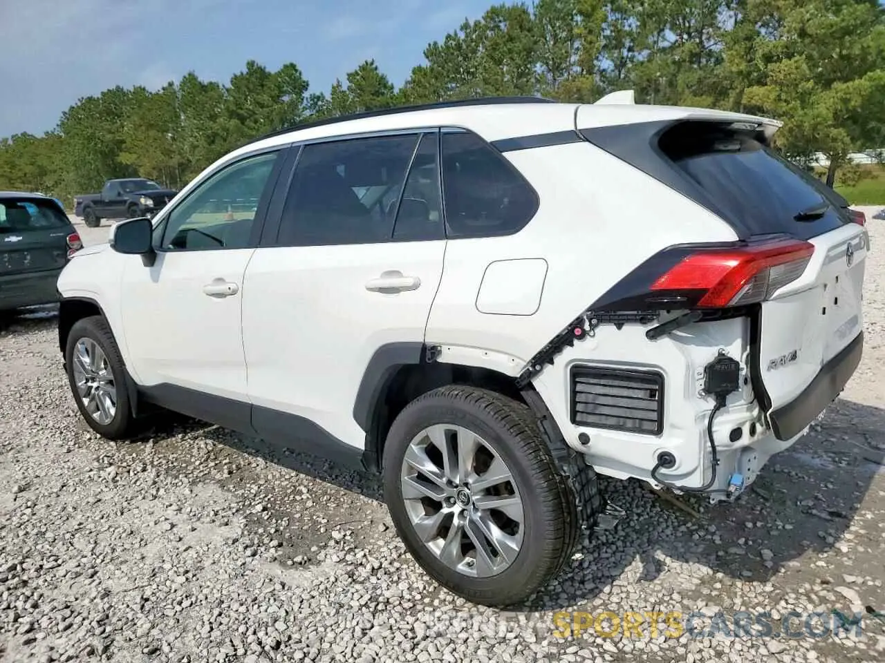 2 Photograph of a damaged car JTMC1RFV1KD022912 TOYOTA RAV4 2019