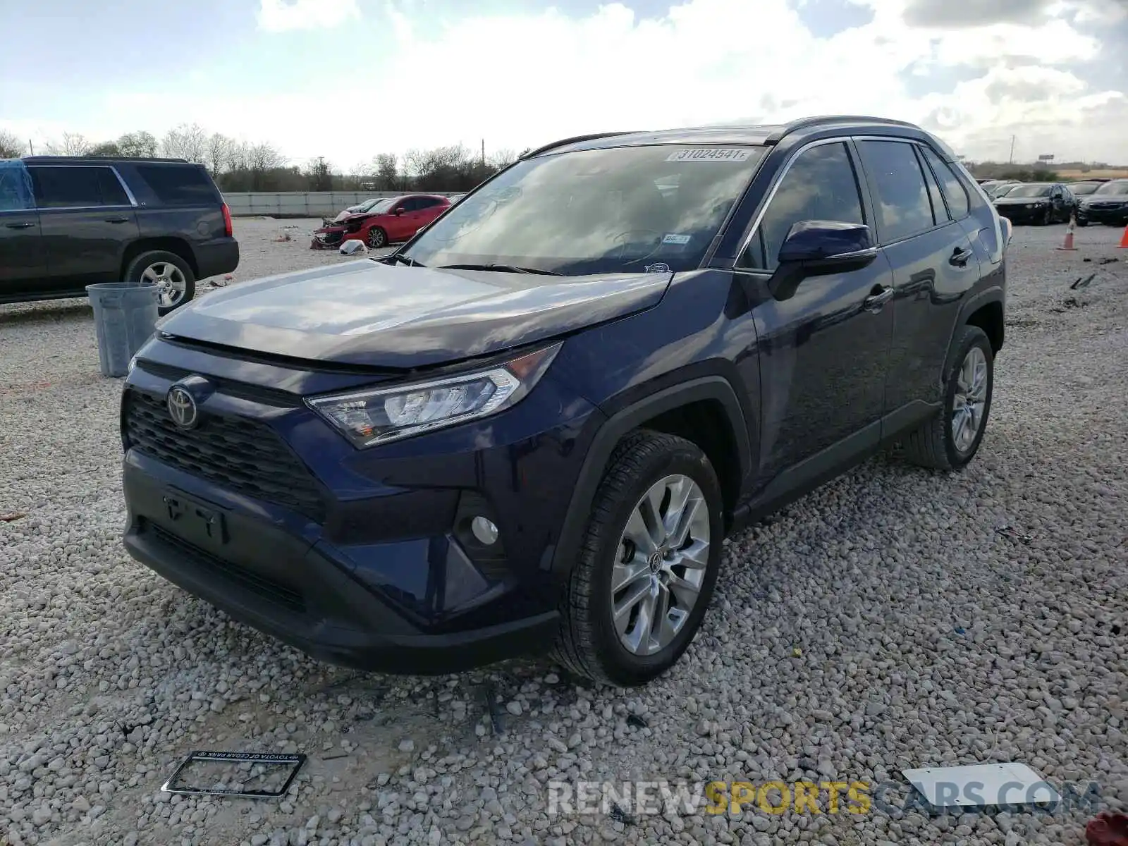 2 Photograph of a damaged car JTMC1RFV1KD024207 TOYOTA RAV4 2019