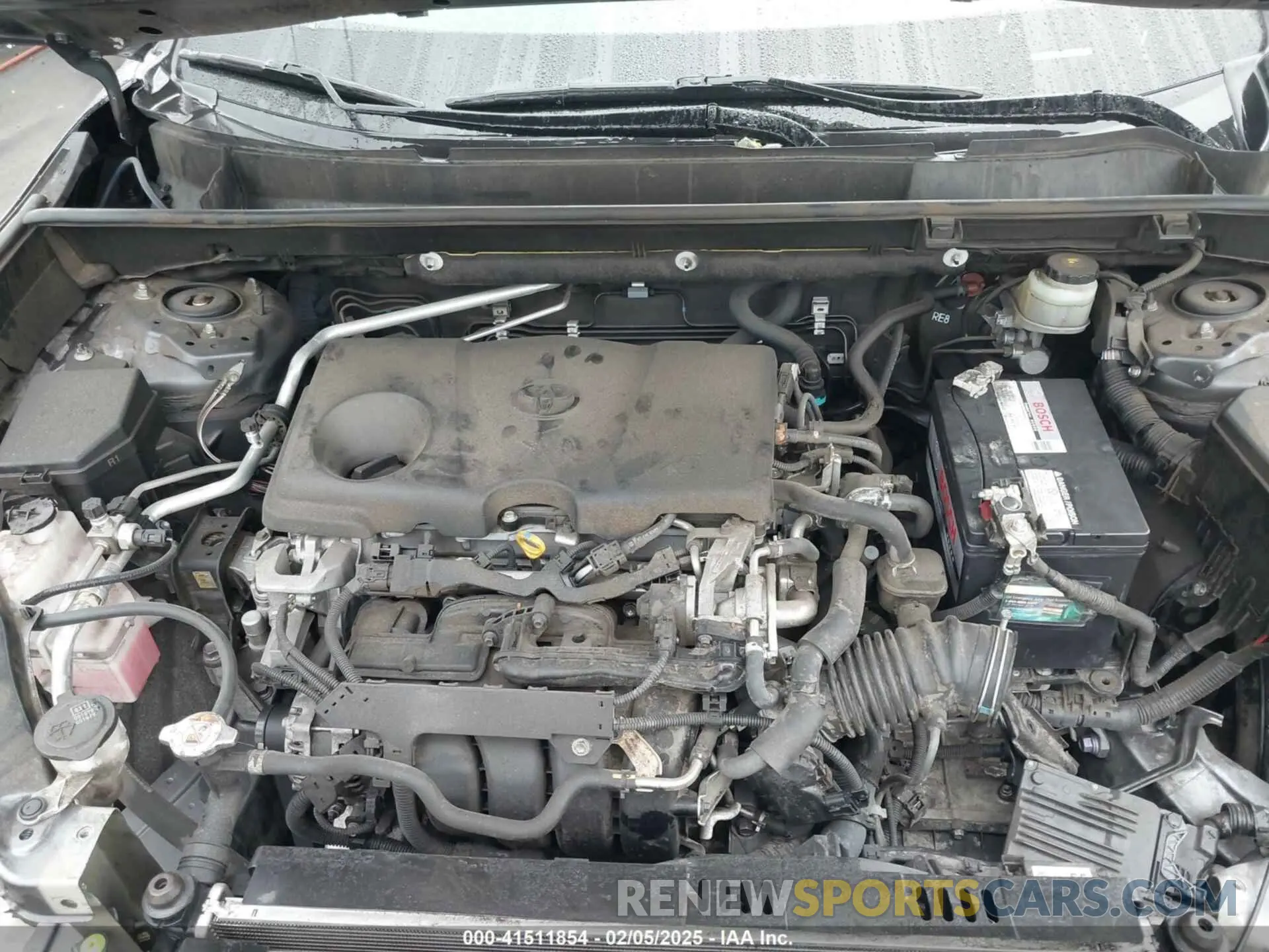 10 Photograph of a damaged car JTMC1RFV1KD026197 TOYOTA RAV4 2019