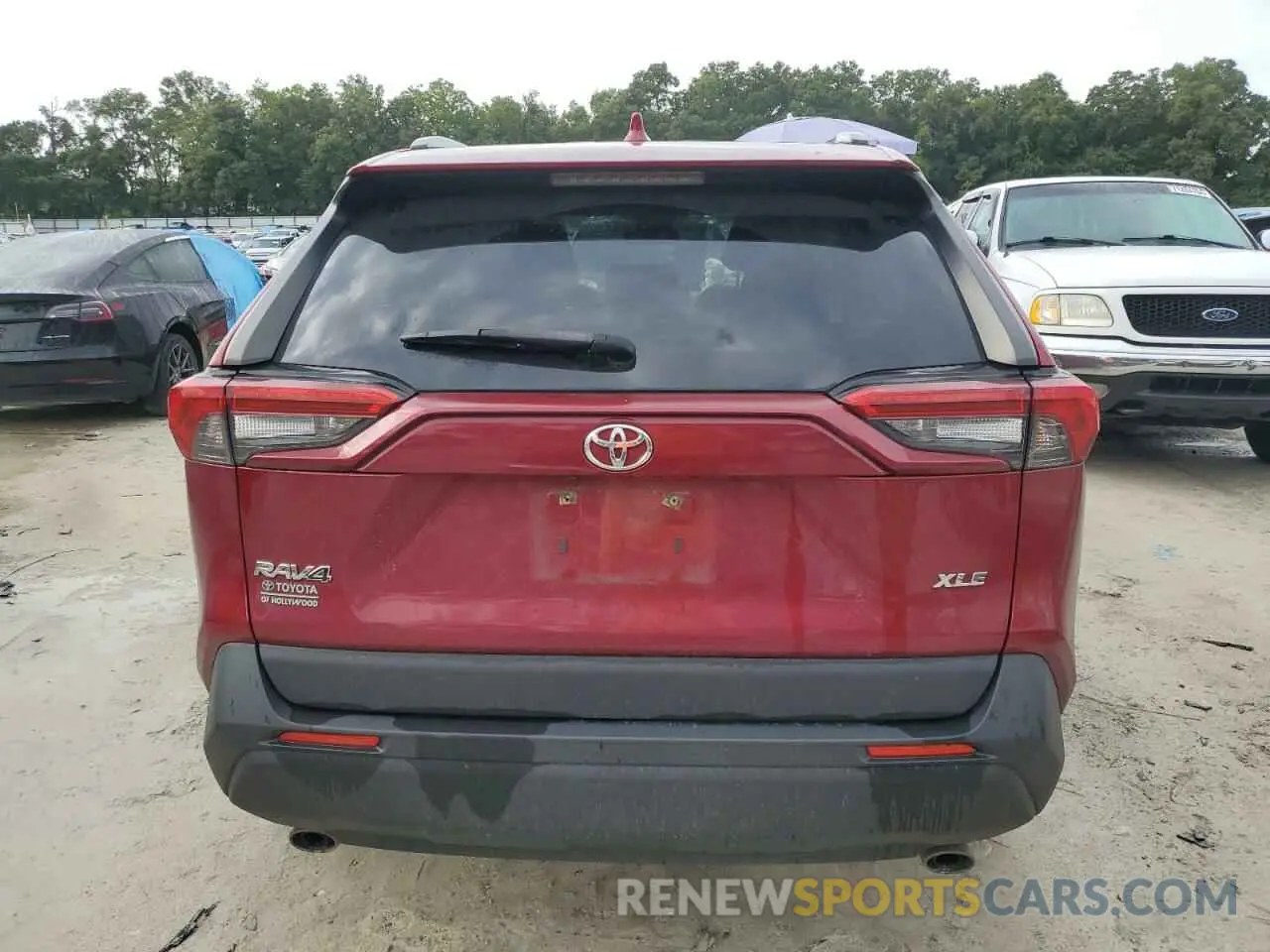 6 Photograph of a damaged car JTMC1RFV1KD033974 TOYOTA RAV4 2019