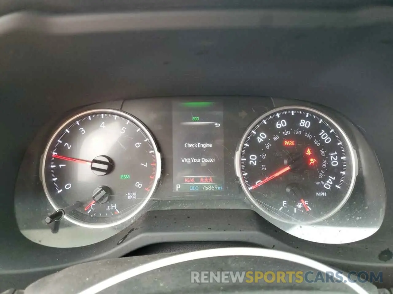 9 Photograph of a damaged car JTMC1RFV1KD033974 TOYOTA RAV4 2019