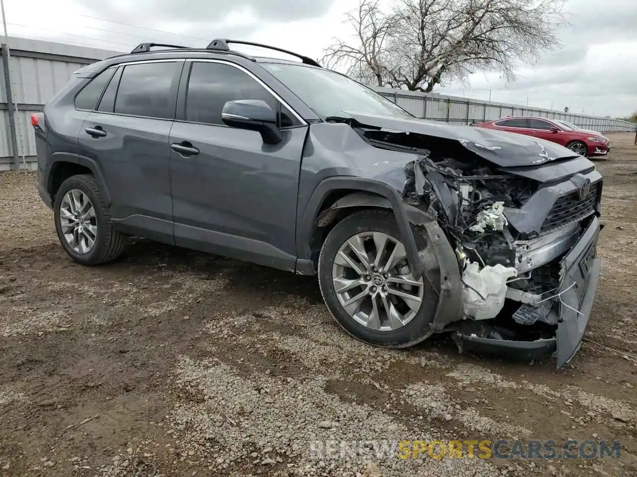 4 Photograph of a damaged car JTMC1RFV1KD041623 TOYOTA RAV4 2019