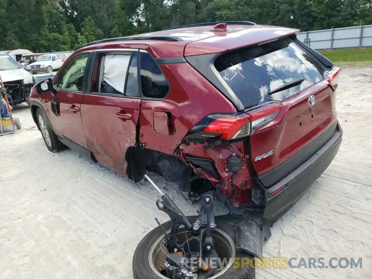 3 Photograph of a damaged car JTMC1RFV1KD504778 TOYOTA RAV4 2019