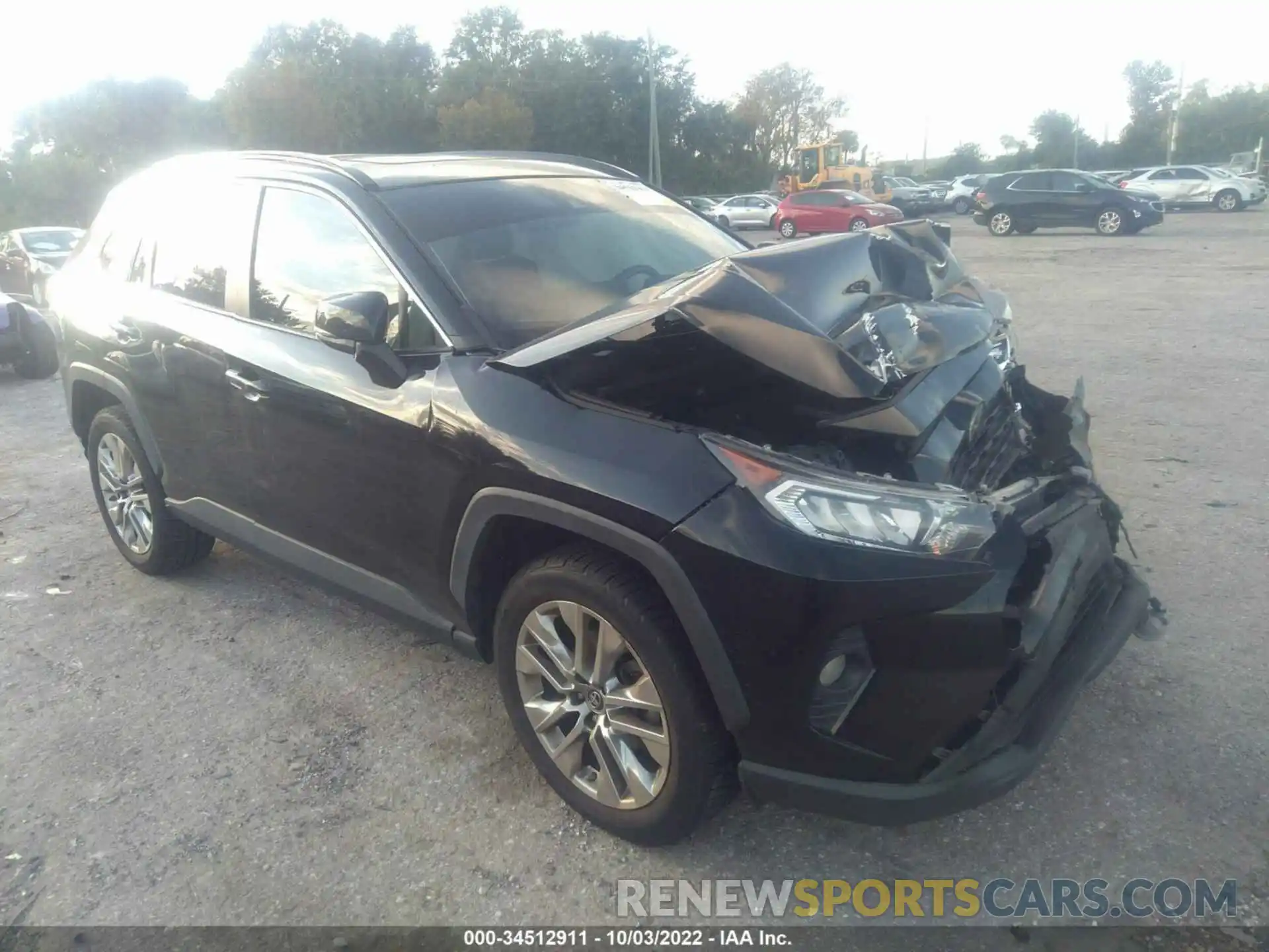 1 Photograph of a damaged car JTMC1RFV1KJ005707 TOYOTA RAV4 2019