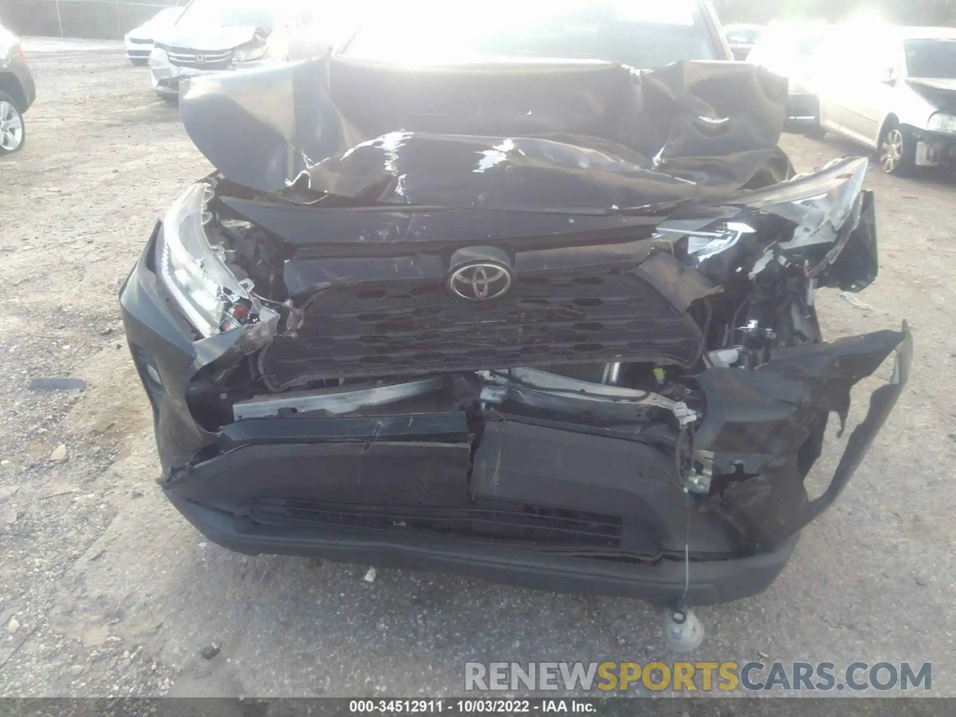 6 Photograph of a damaged car JTMC1RFV1KJ005707 TOYOTA RAV4 2019