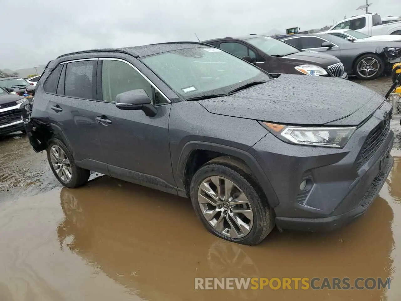 4 Photograph of a damaged car JTMC1RFV2KD502876 TOYOTA RAV4 2019