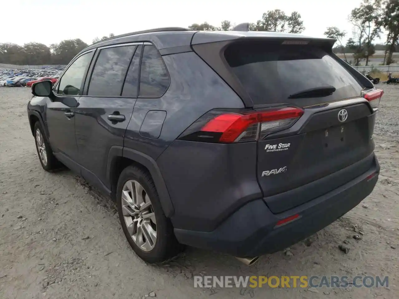 3 Photograph of a damaged car JTMC1RFV2KD504384 TOYOTA RAV4 2019