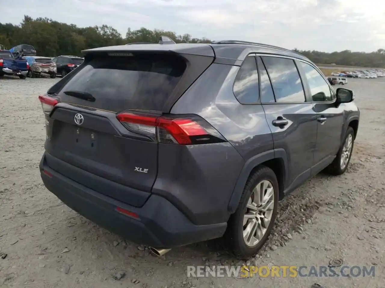 4 Photograph of a damaged car JTMC1RFV2KD504384 TOYOTA RAV4 2019