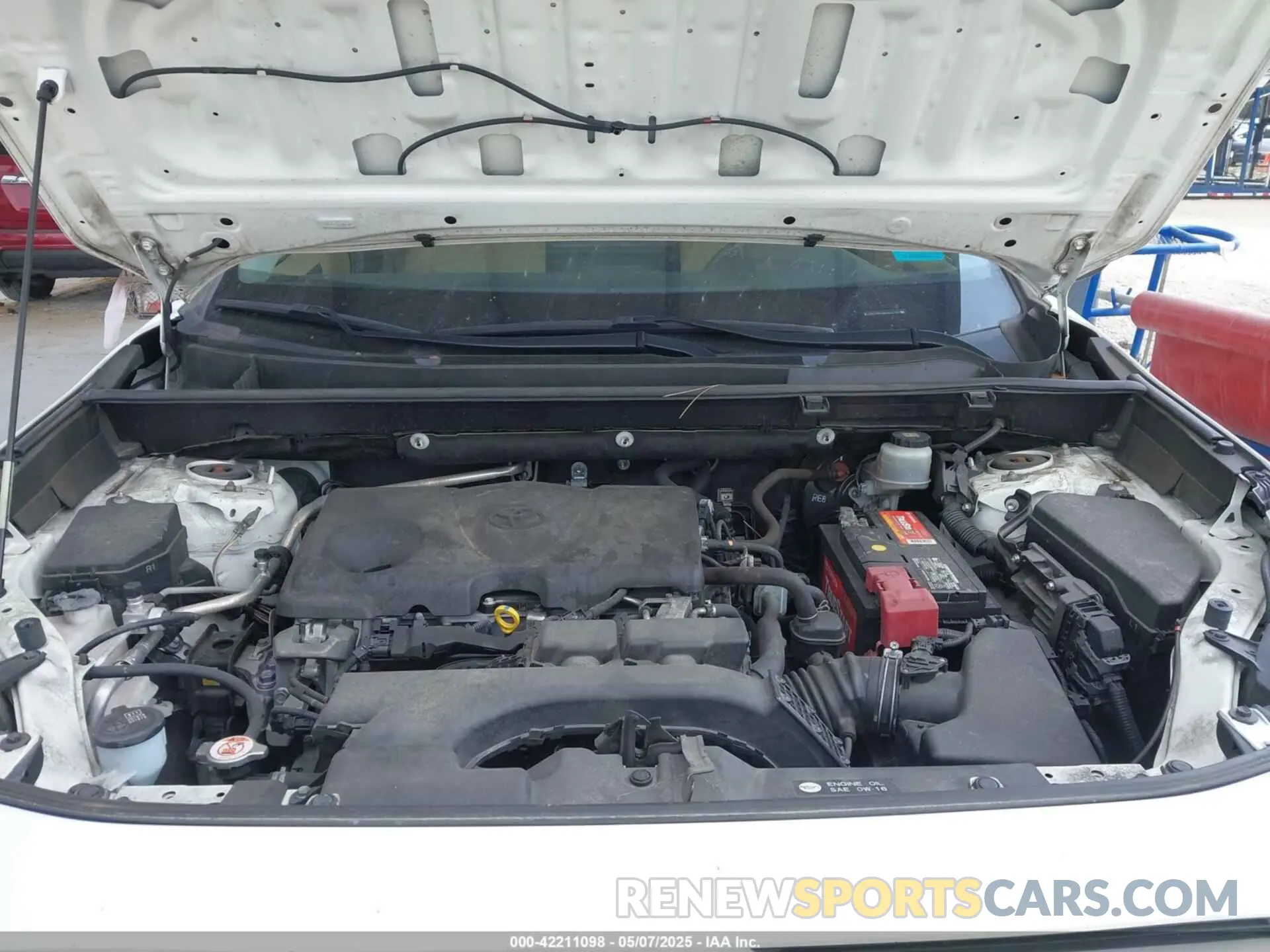 10 Photograph of a damaged car JTMC1RFV2KD504756 TOYOTA RAV4 2019