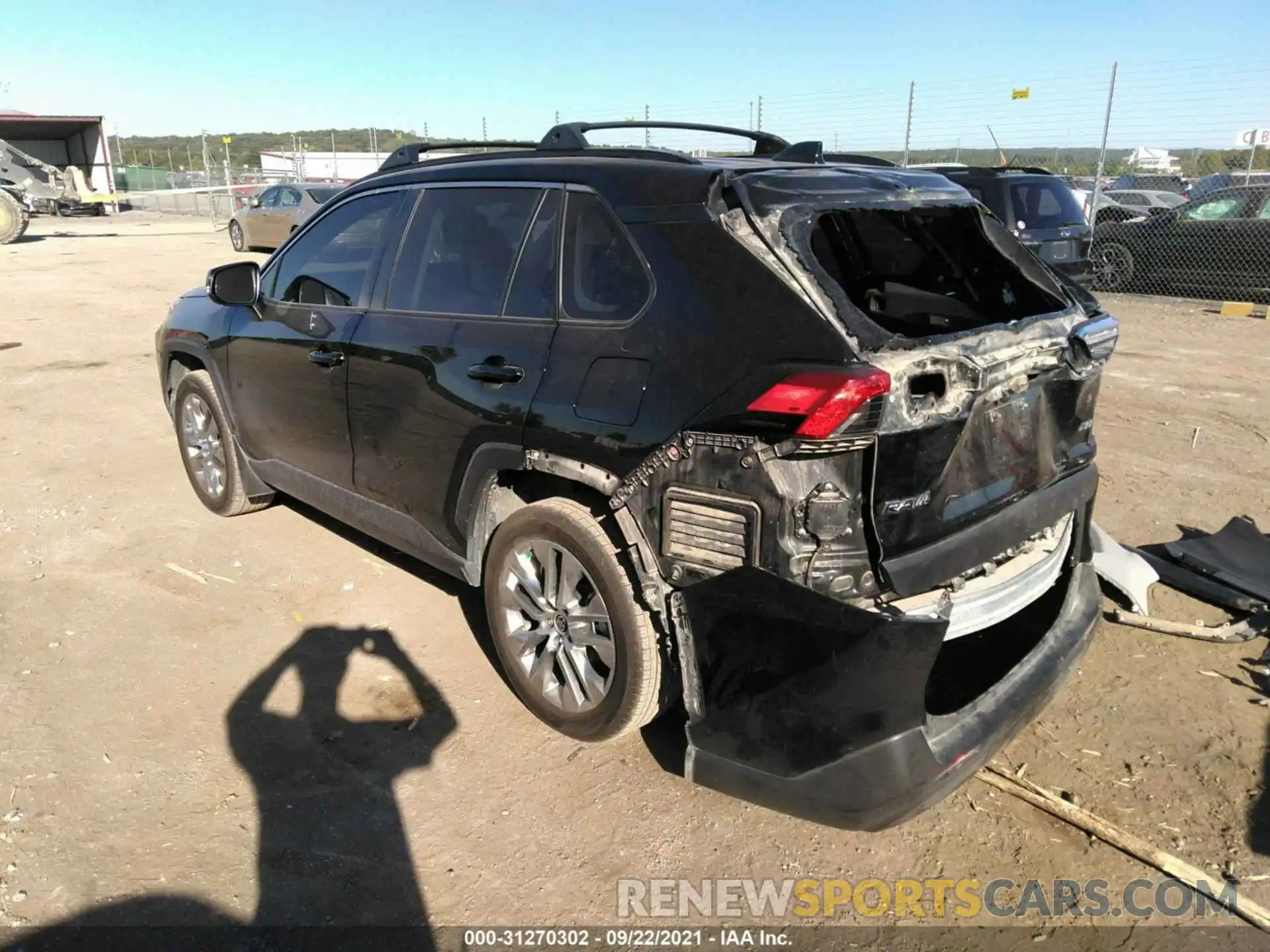 3 Photograph of a damaged car JTMC1RFV3KD039842 TOYOTA RAV4 2019