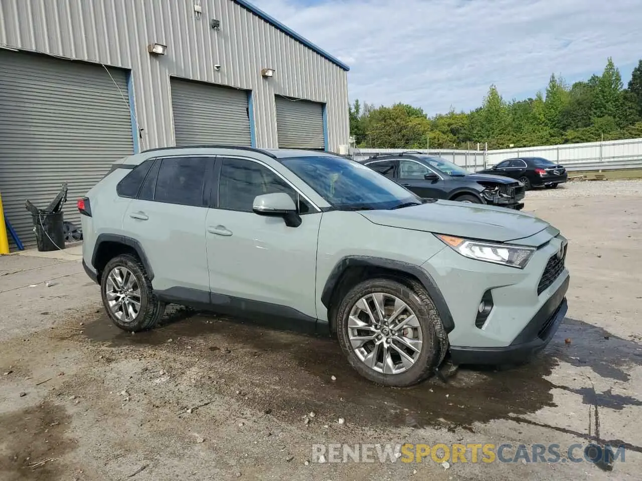 4 Photograph of a damaged car JTMC1RFV3KD514616 TOYOTA RAV4 2019