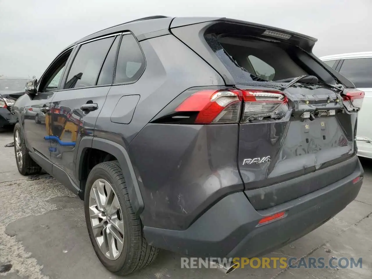 3 Photograph of a damaged car JTMC1RFV4KJ014062 TOYOTA RAV4 2019