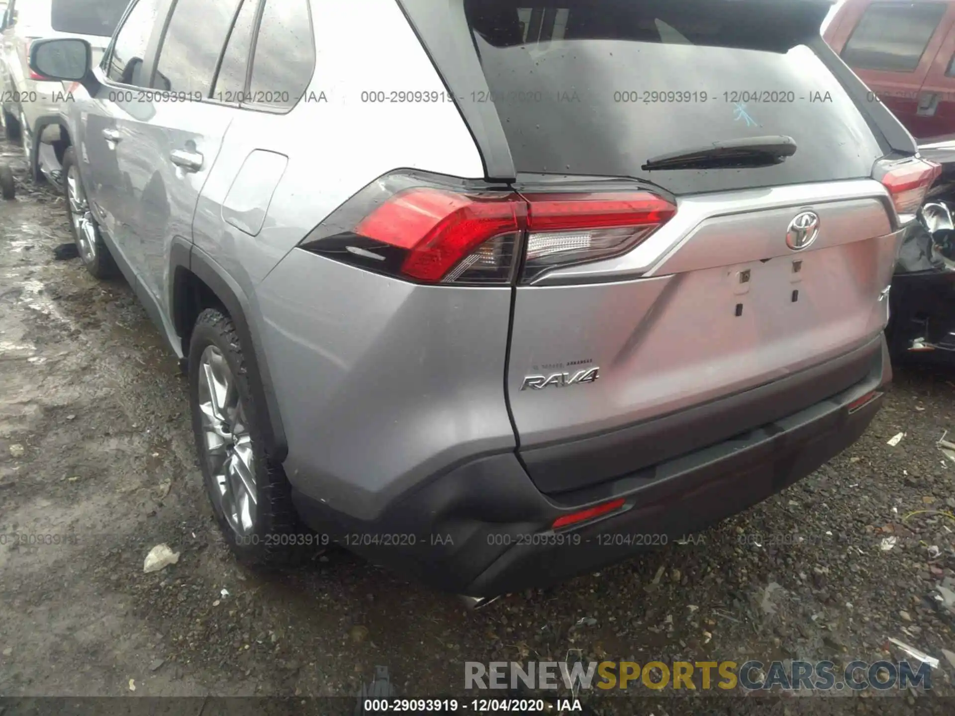 3 Photograph of a damaged car JTMC1RFV5KD006812 TOYOTA RAV4 2019