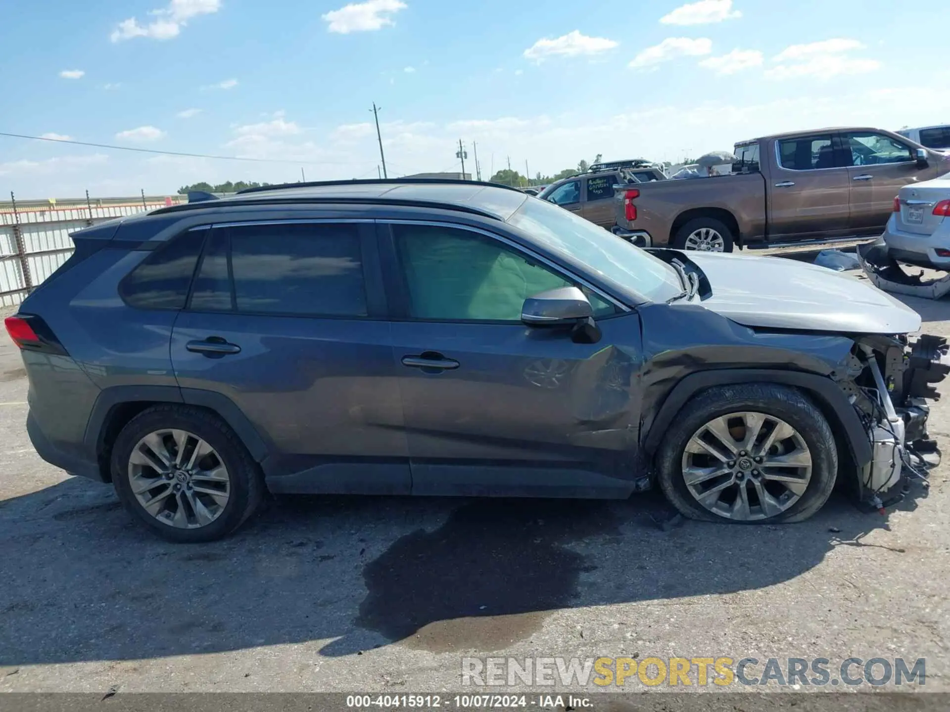 14 Photograph of a damaged car JTMC1RFV6KD501990 TOYOTA RAV4 2019