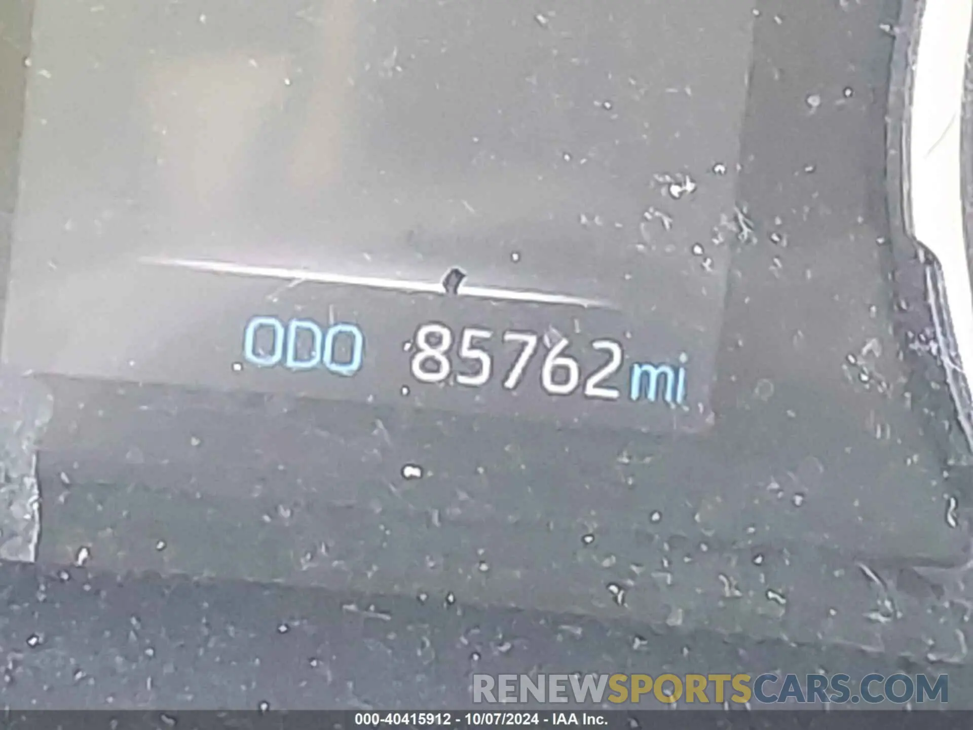 16 Photograph of a damaged car JTMC1RFV6KD501990 TOYOTA RAV4 2019