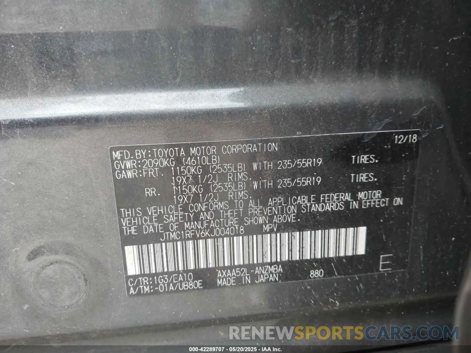 9 Photograph of a damaged car JTMC1RFV6KJ004018 TOYOTA RAV4 2019
