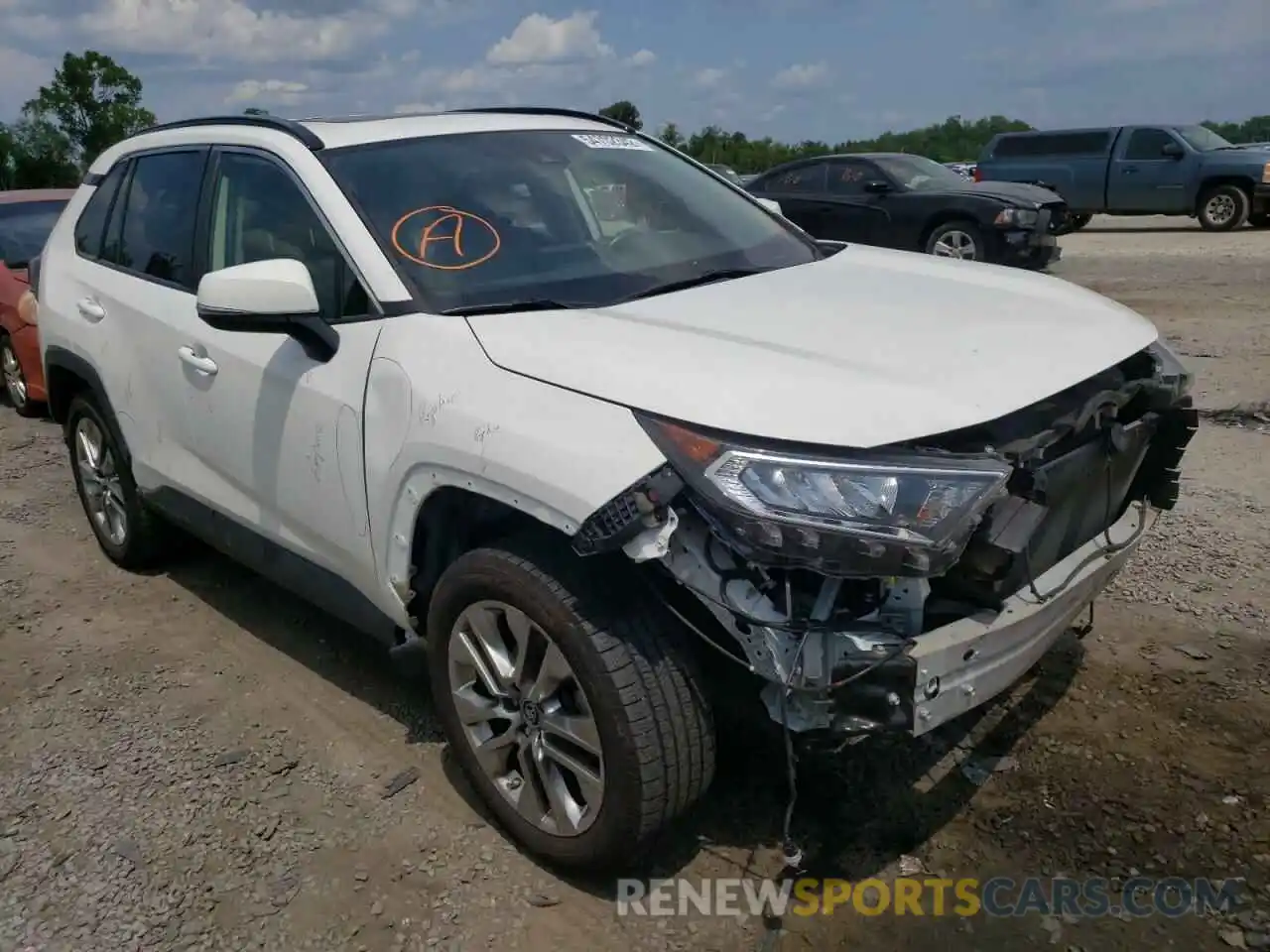 1 Photograph of a damaged car JTMC1RFV7KD018251 TOYOTA RAV4 2019