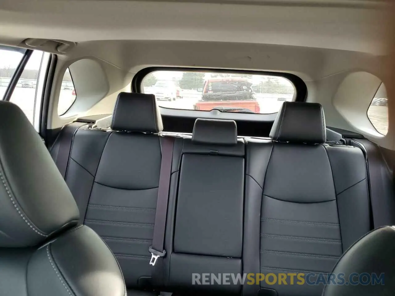 10 Photograph of a damaged car JTMC1RFV7KD515106 TOYOTA RAV4 2019