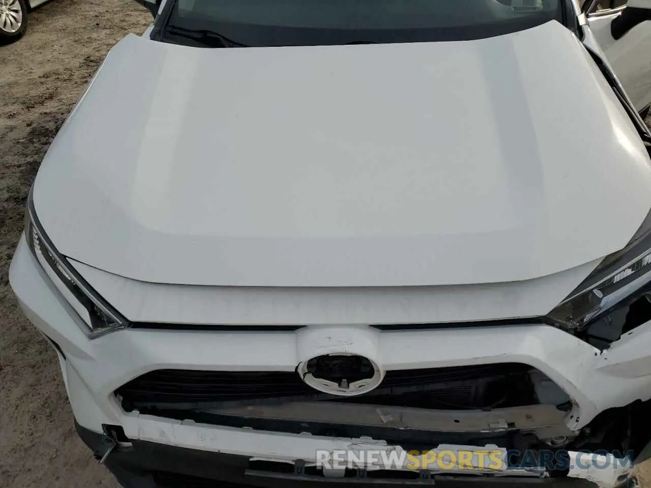 12 Photograph of a damaged car JTMC1RFV7KD515106 TOYOTA RAV4 2019