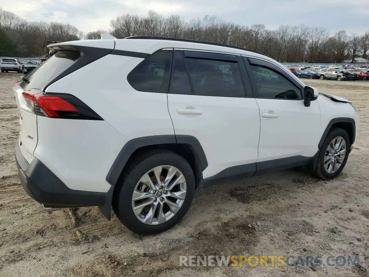 3 Photograph of a damaged car JTMC1RFV7KD515106 TOYOTA RAV4 2019