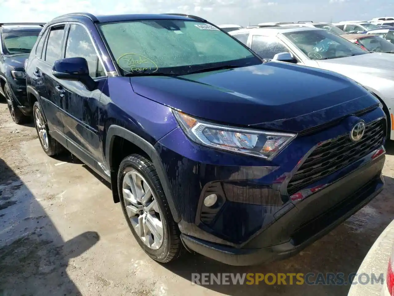 1 Photograph of a damaged car JTMC1RFV8KD035379 TOYOTA RAV4 2019