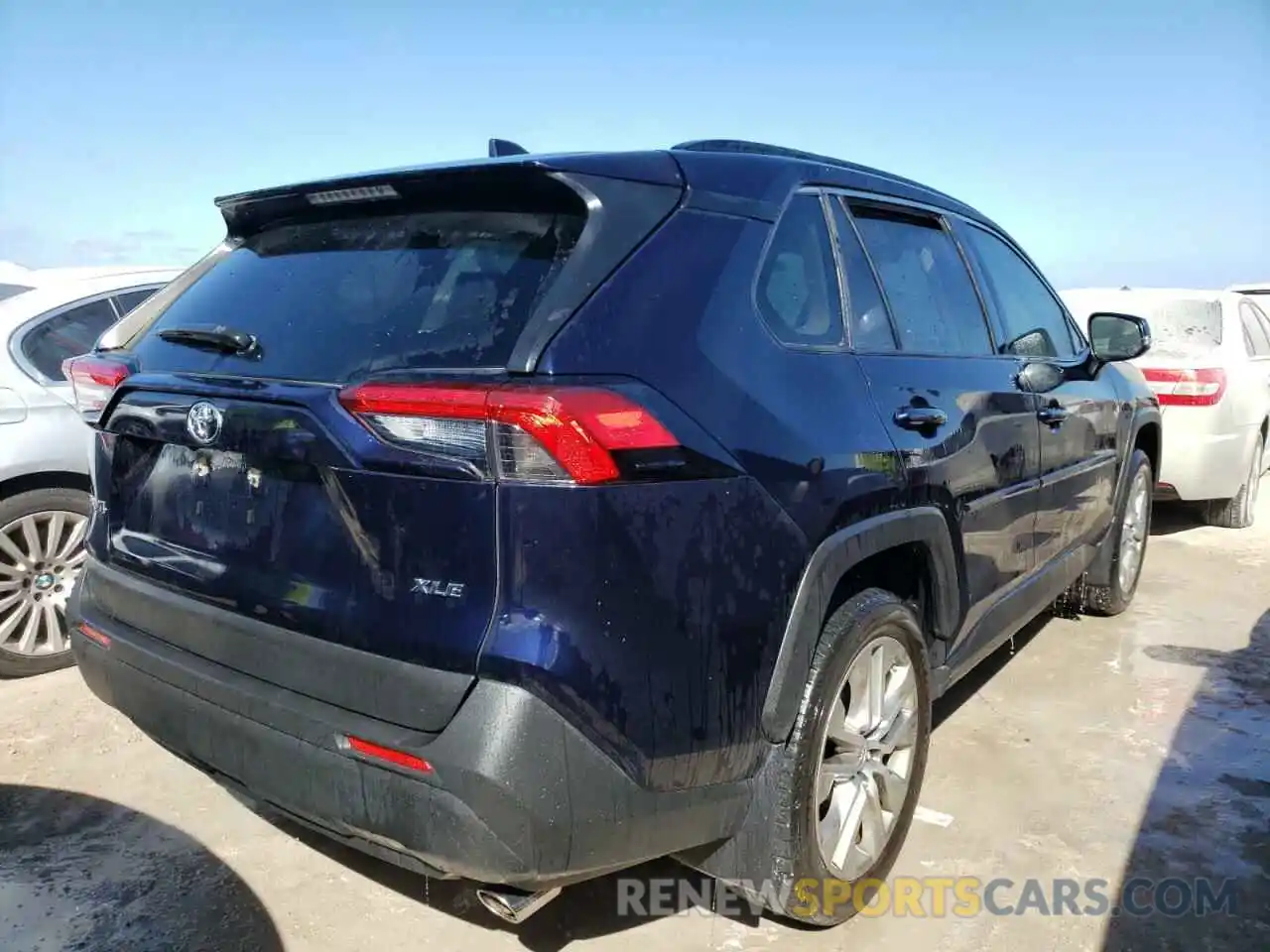 4 Photograph of a damaged car JTMC1RFV8KD035379 TOYOTA RAV4 2019