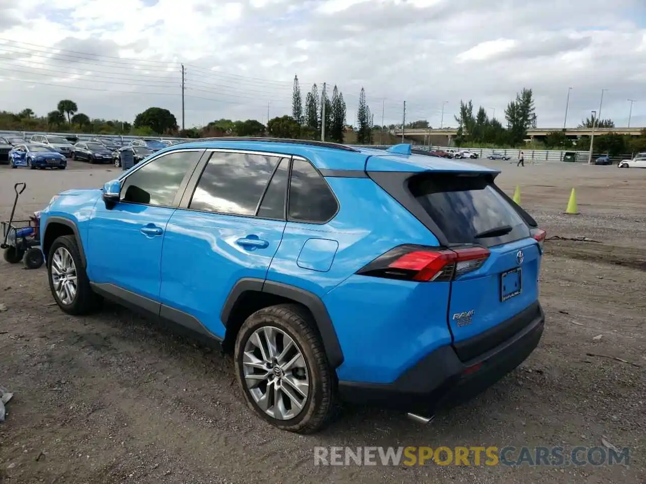 3 Photograph of a damaged car JTMC1RFV8KD039125 TOYOTA RAV4 2019